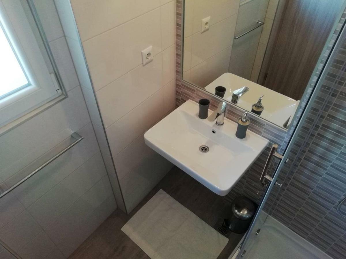 Room With Garden Split Exterior foto